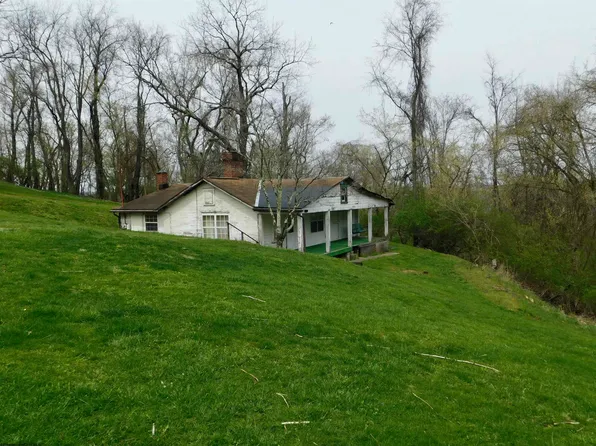 1 Leland St, Westover, WV 26501