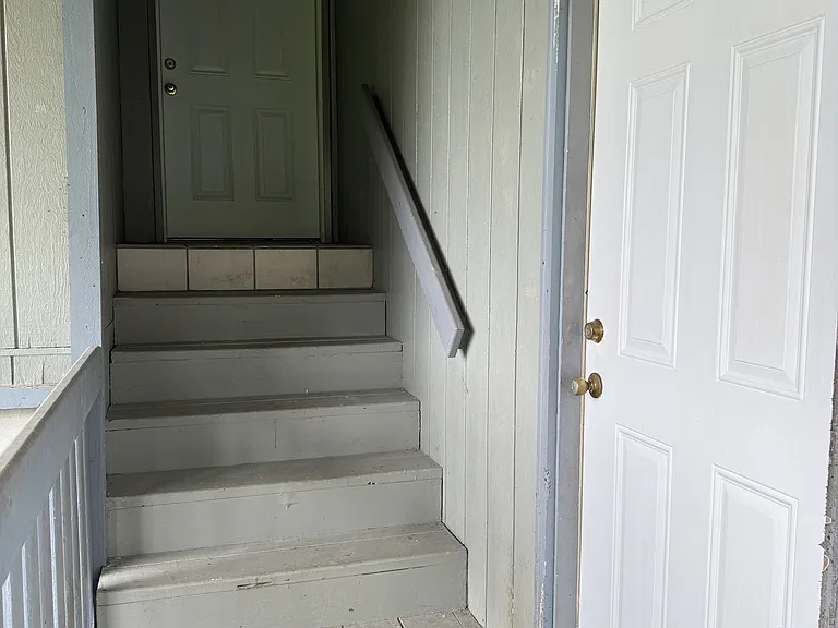 Split level entry