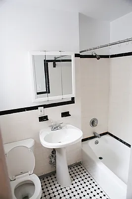 Rented by Chris Stewart, LREB | media 3