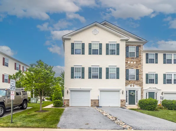 33 Tuxford Ln #33, Coatesville, PA 19320