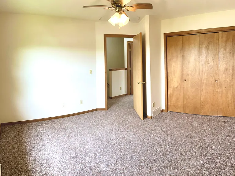 1211 Windwood Ln — Photo 11