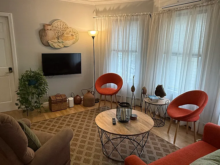 159 Walnut St #2 — Photo 6