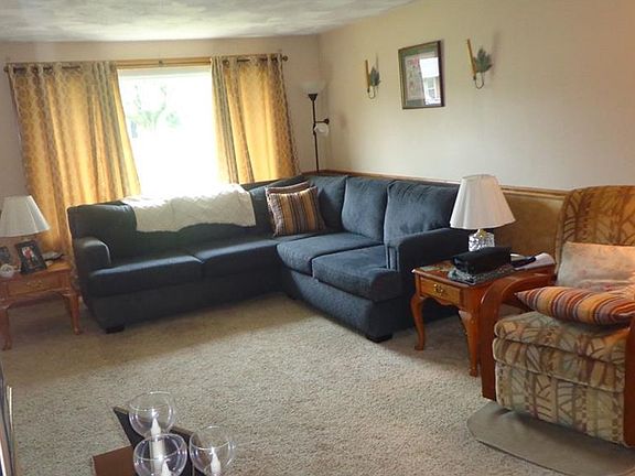 4th image of 224 Porter Dr