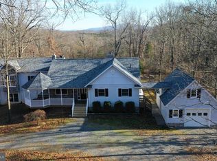 515 River Ridge Dr, Middletown, VA 22645