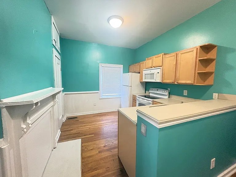 888 Walnut Street Ln — Photo 4