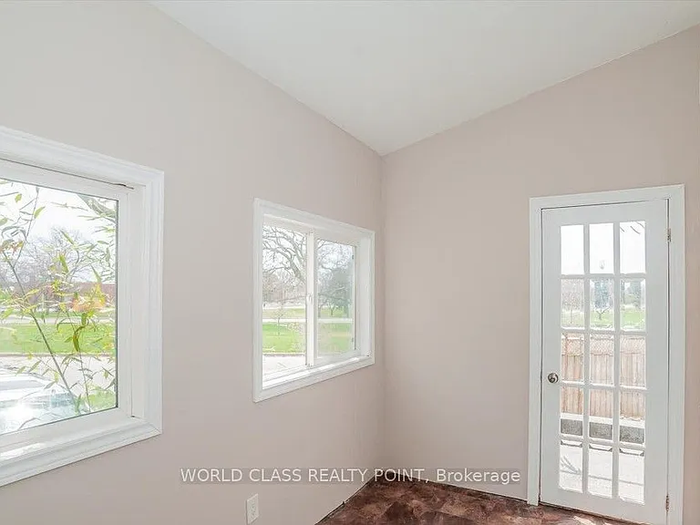 1 McIntosh St — Photo 18