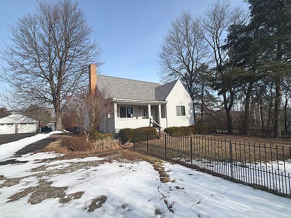 2nd image of 222 W Shaffer Rd