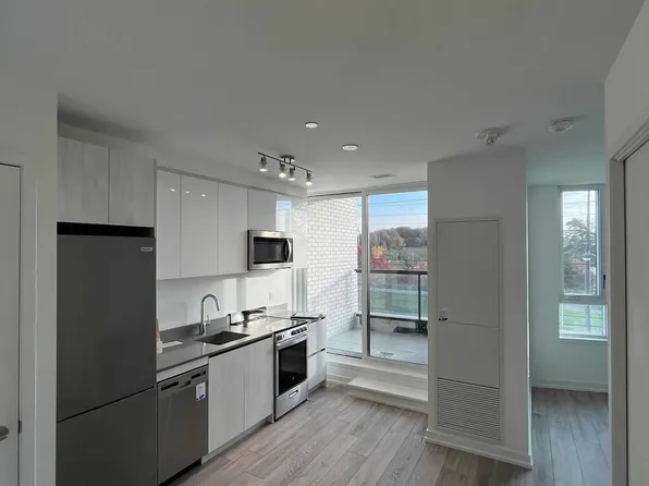 3100 Keele St #320, Toronto, ON M3M 0E1