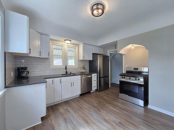 3rd image of 3847 N 36th STREET