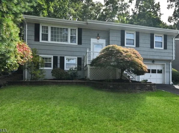 54 Walton Ave, Oakland Boro, NJ 07436