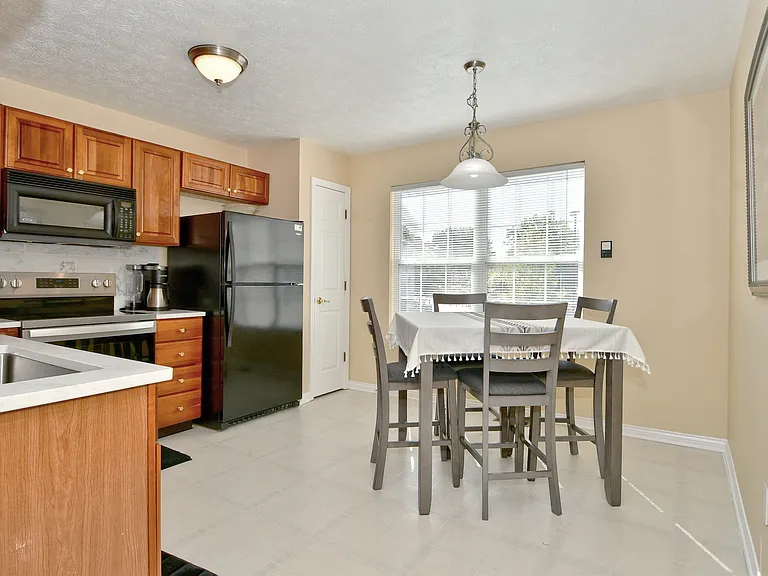 3043 Armory Dr — Photo 11