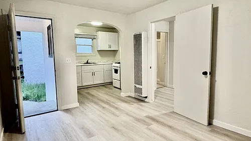 1200 El Rancho Dr #40 — Photo 4