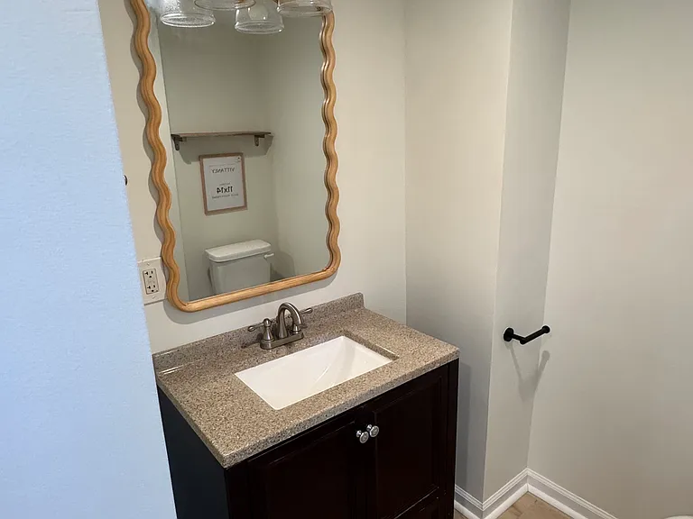 146 Hurt St NE #1 — Photo 7