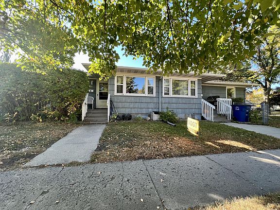 4th image of 605 16th Ave S