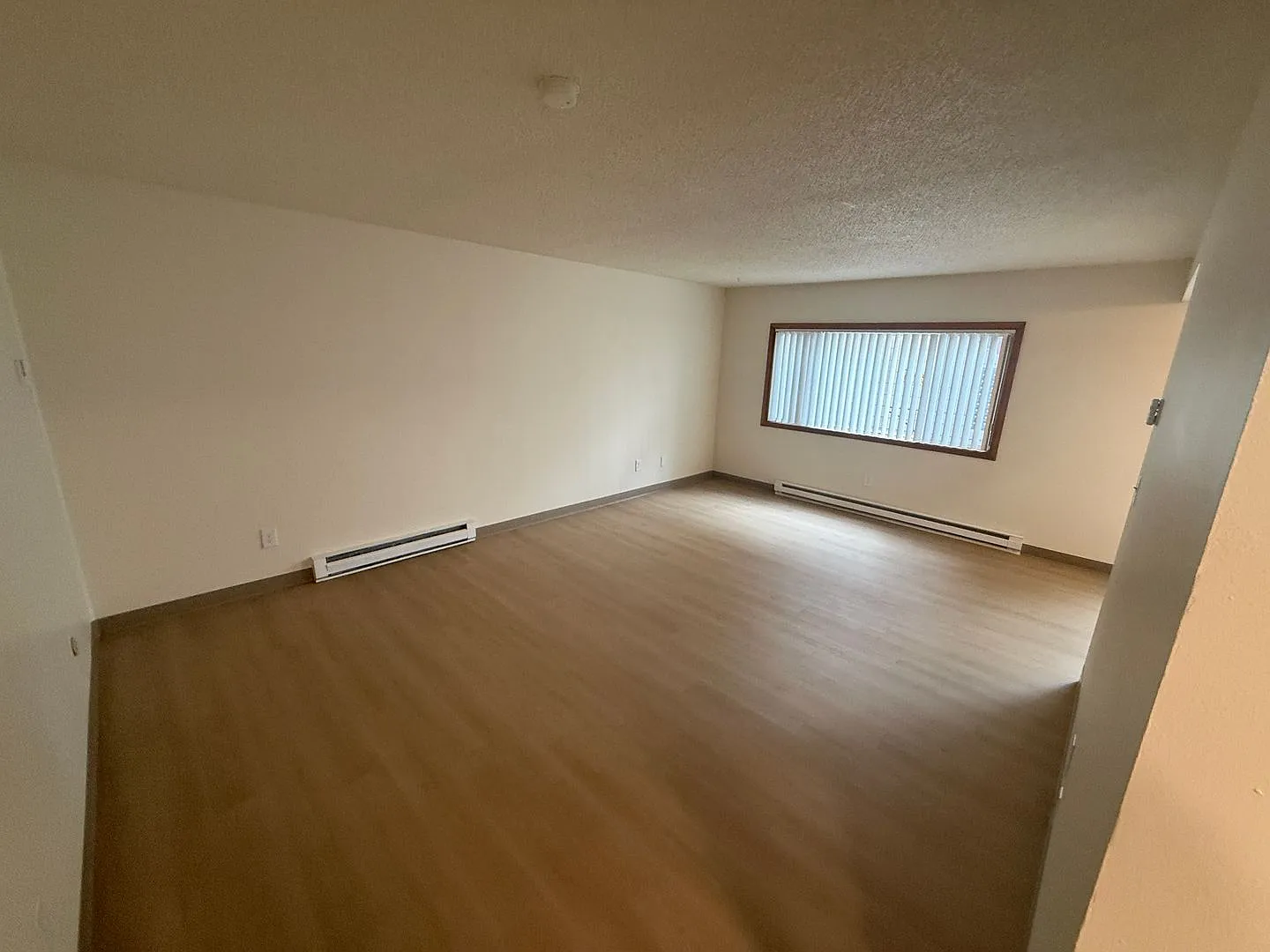 #426-Irvington Plaza — Photo 4