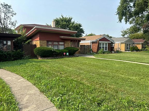 3rd image of 3033 W 84th St