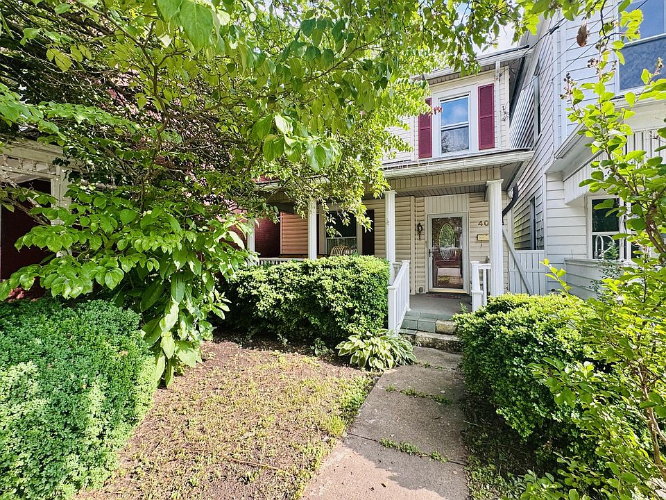 1st image of 403 Pine St