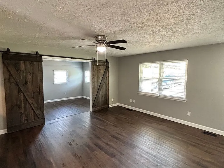 3421 Happy Acres Rd — Photo 9