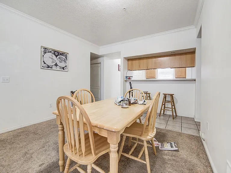 511 E 600 N #103 — Photo 3