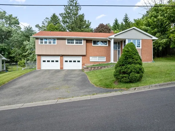 513 Harvard St, Vestal, NY 13850