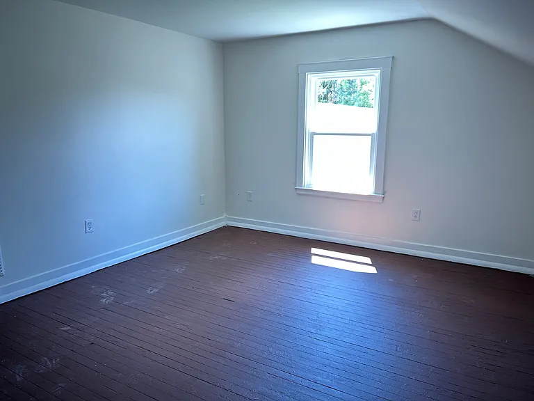 493 24th St #493 — Photo 3