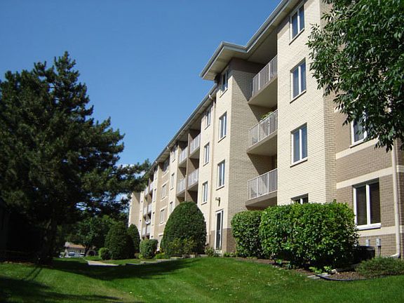 3rd image of 480 E Montrose Ave APT 309
