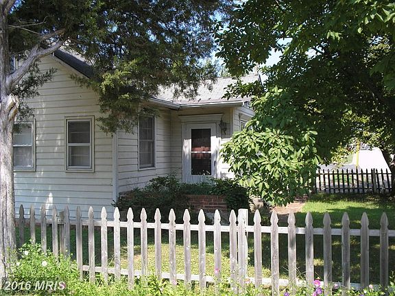 Exterior (Front)
