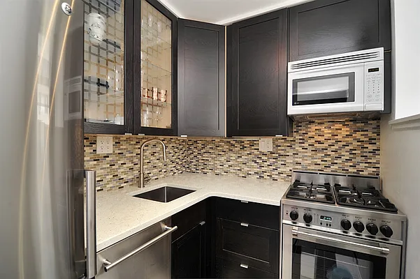 Sold by Corcoran | media 22