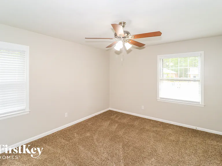 1781 Dorrie Ln — Photo 8