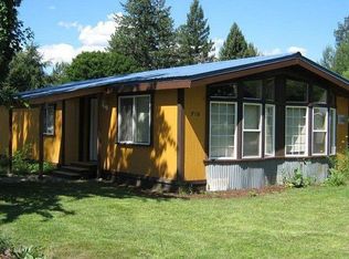 715 Main St, Winthrop, WA 98862