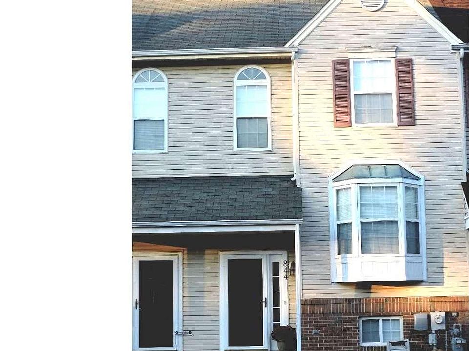 1st image of 844 Sabina Cir