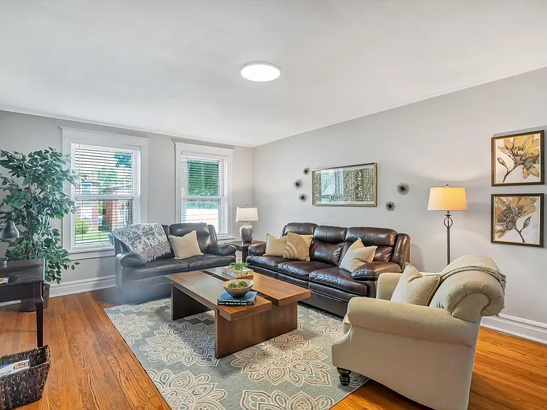 1309 McCausland Ave #3S — Photo 3