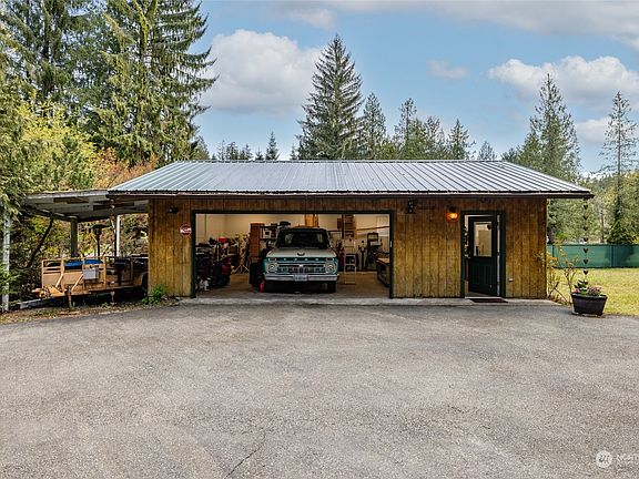 2nd image of 32302 Mountain Loop Highway