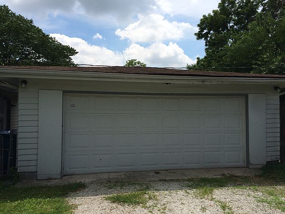 2 car garage