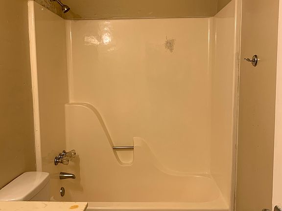 3rd image of 715 S Valentine St