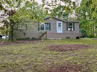 10404 Ridgecrest Dr, Bon Aqua, TN 37025