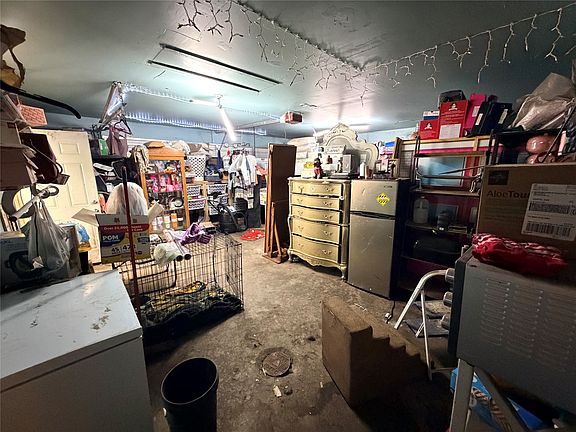 3rd image of 1345 21st St