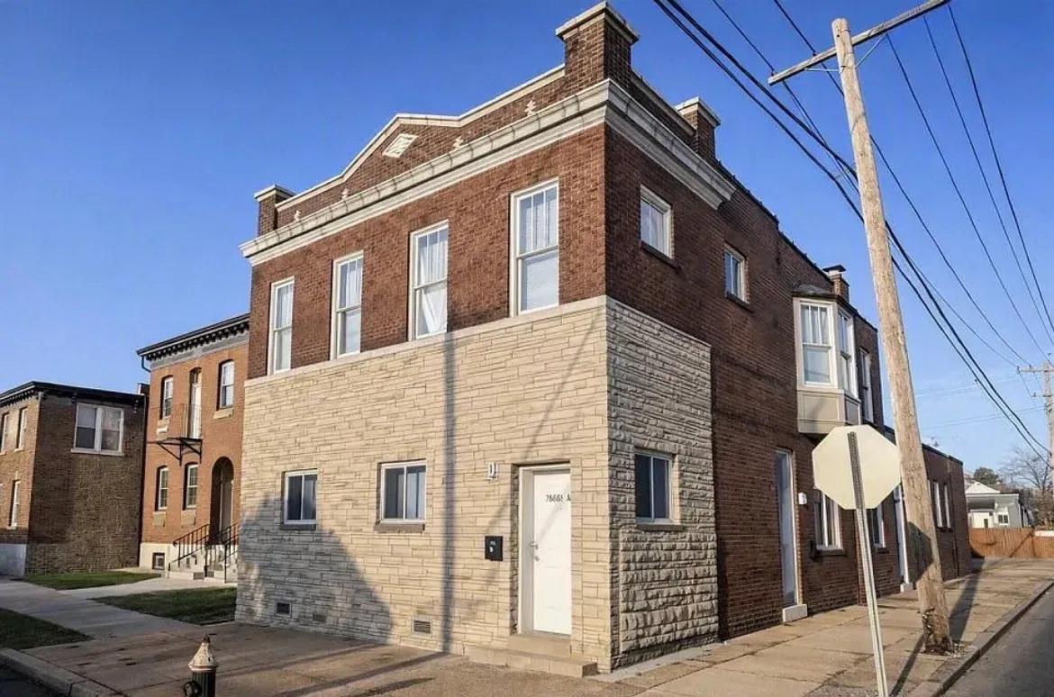 2 bed, $1,150 — Photo 1