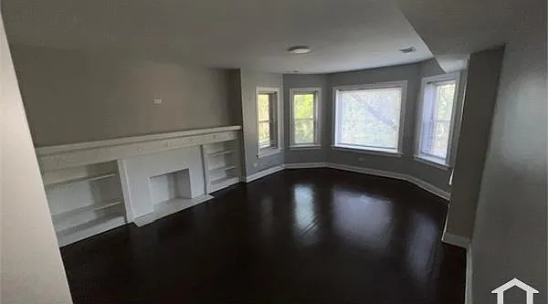 8121 S Maryland Ave #2 — Photo 1