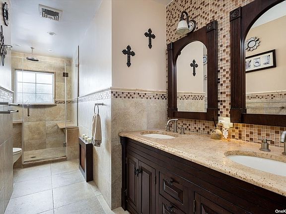 4th image of 2510 Park Ct