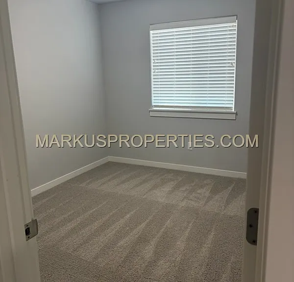 5231 SE Davis Rd — Photo 17