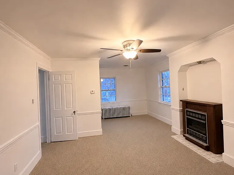 12 W Raymond Ave — Photo 6