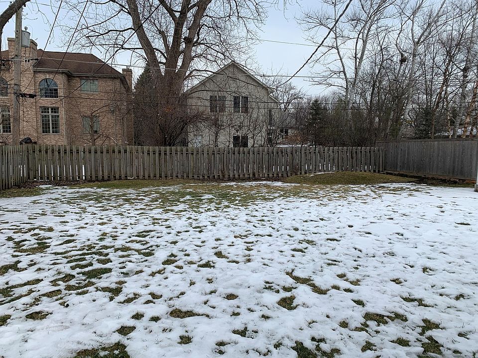 2nd image of 3560 Tamarind Dr