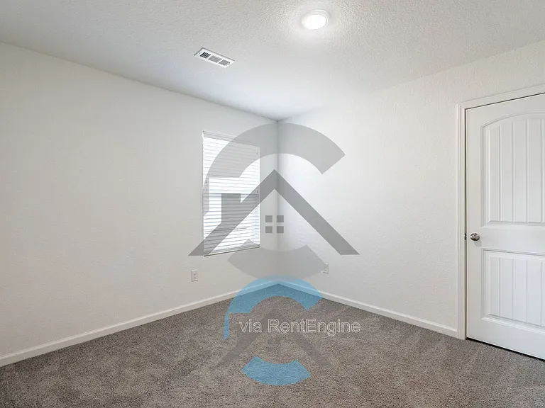 1155 Gallery Dr — Photo 13