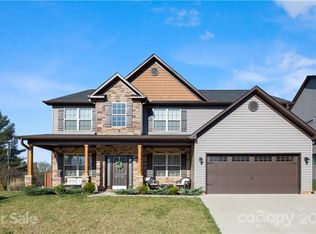 2 Henbit Way, Arden, NC 28704