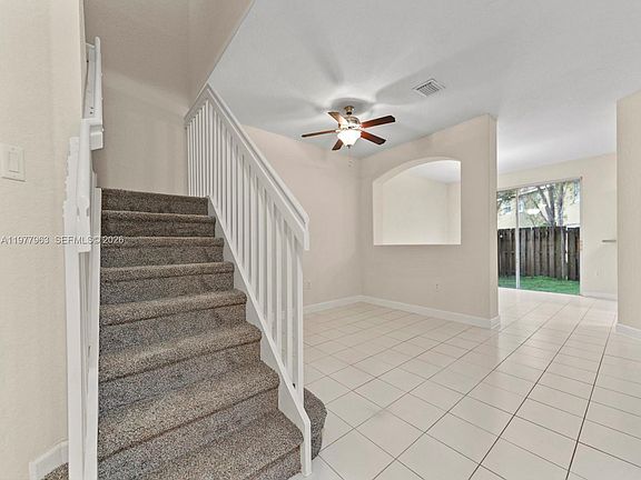 4th image of 2537 SE 15th Ct