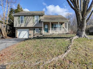 4451 Valley Cir, Fayetteville, PA 17222