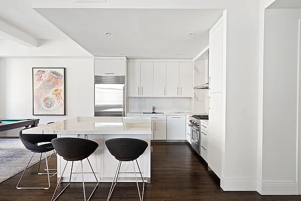 Sold by Compass | media 7