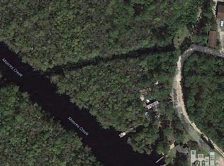 436 Juniper Ln, Currie, NC 28435