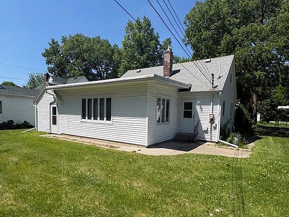 3rd image of 808 Grove Ave